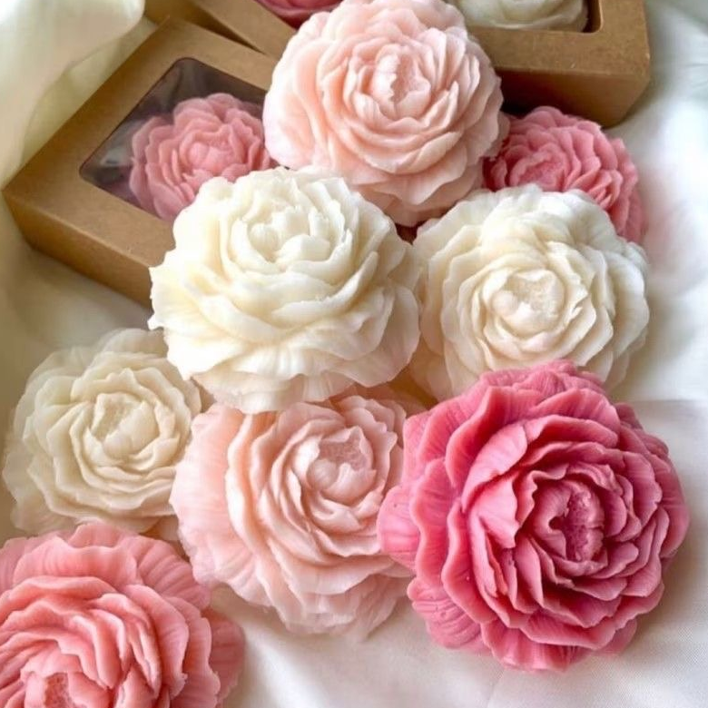 Peony Candle