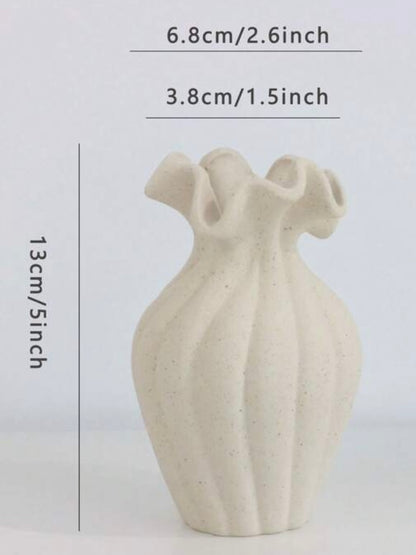 The Monarca Vase