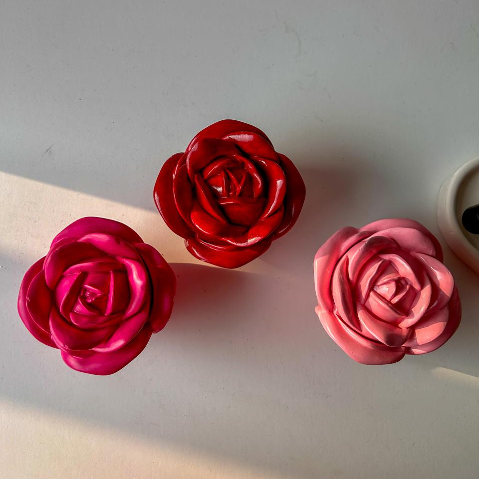 Rose Jar Decor