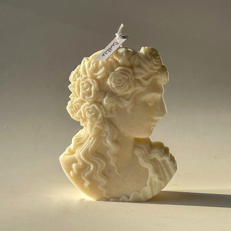 medusa candle